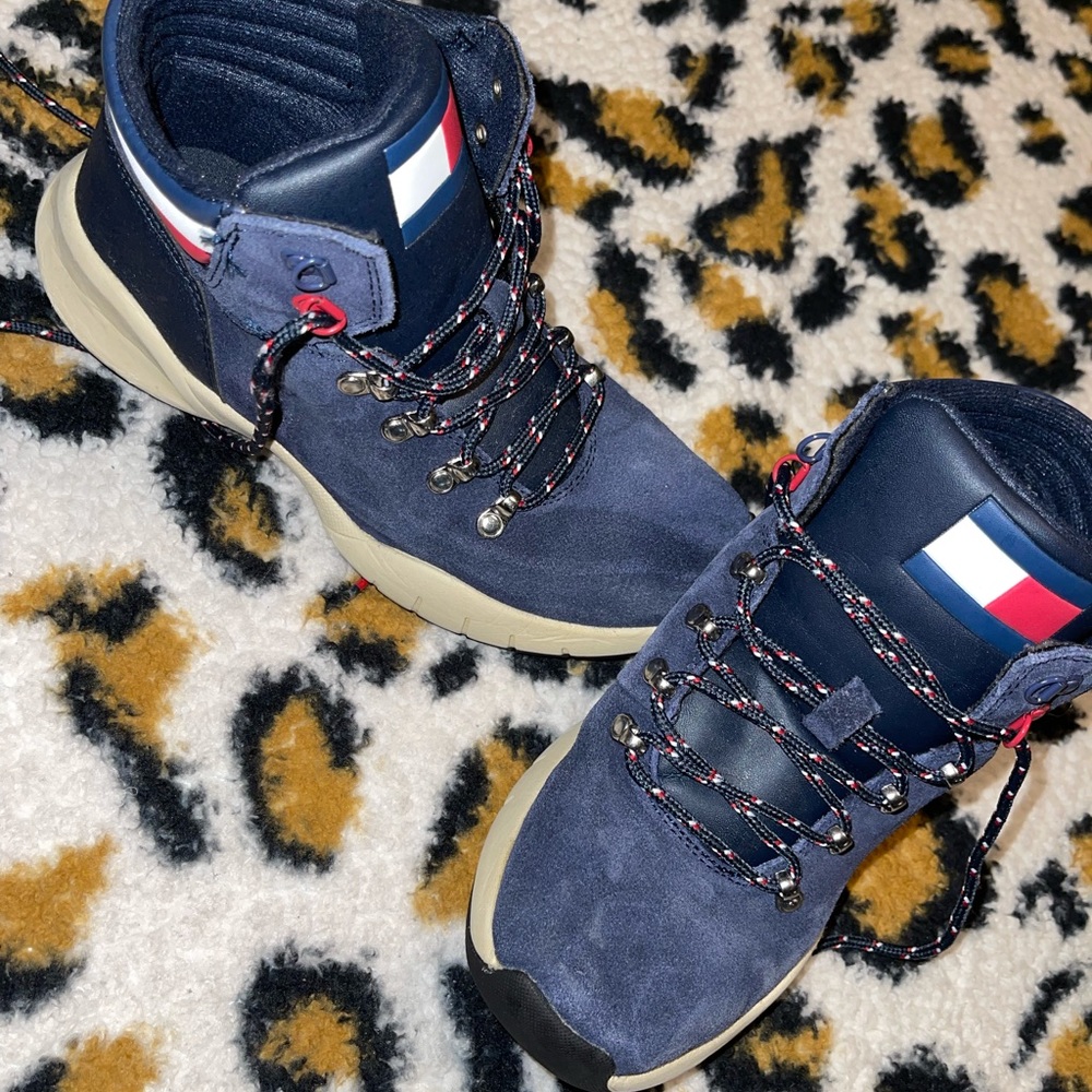 Tommy winter boots